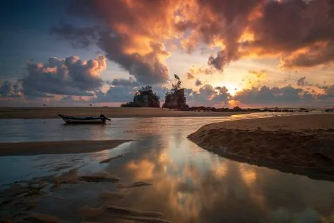 Sunrise at the beach Stock Photos