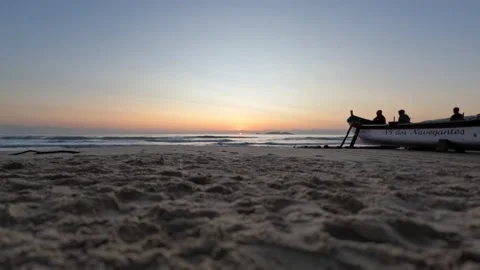 SunRise beach Timelapse Nascer do sol fisherman Video stock 228654343