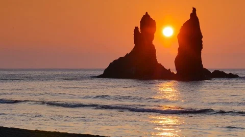 Sunrise between rocks in the sea. Stock Footage 94372503