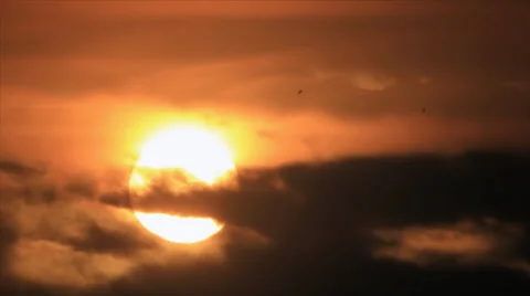 Sunrise from cirrostratus Stock Footage 36743017