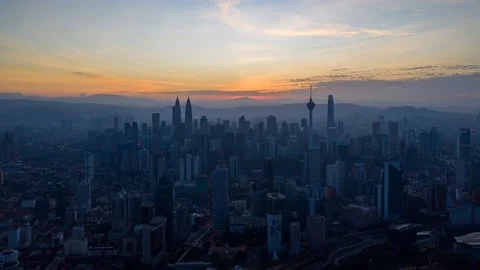 Sunrise cityscape Stock Footage 133866115