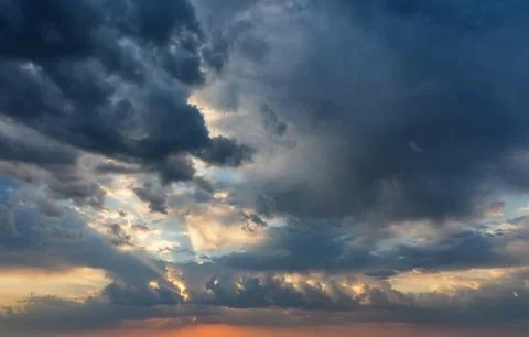 Sunrise with clouds and light rays Stock-Fotos