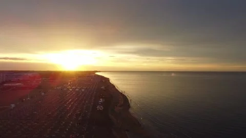 Sunrise on the Coast Summer 库存影片 231104719