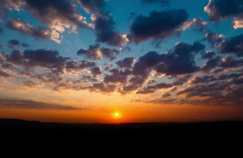Sunrise dramatic clouds 01 4k - Ultra HD Stock Footage 36789526