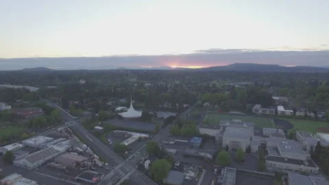 Sunrise Drone Quiet Town Pull Out Stockbeeldmateriaal 139153133