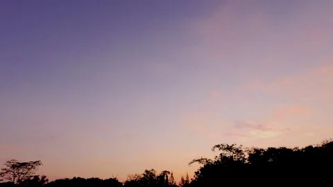 Sunrise Vídeos de archivo 74706380