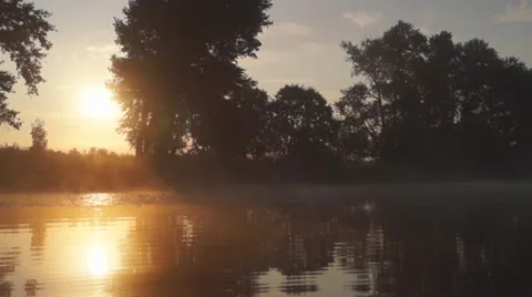 Sunrise on the lake 스톡 동영상 44524329