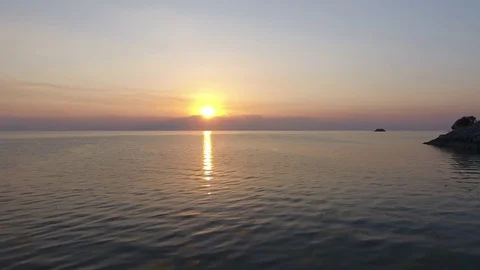 Sunrise on the lake Video stock 77575400