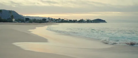Sunrise of Makaha Beach Stock Footage 223203074