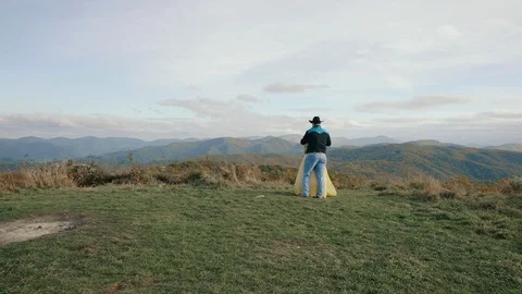 Sunrise on Max Patch Appalachian Mountains, Tennessee &amp; North Carolina, young Stock-Footage 86726500
