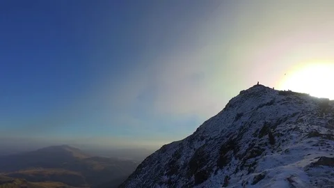 Sunrise on Mount Snowdon Vidéo 71309077