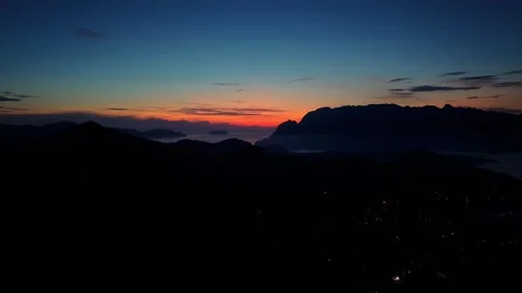 Sunrise From Mount Tapyas Toward Coron Islands 動画素材 335669793