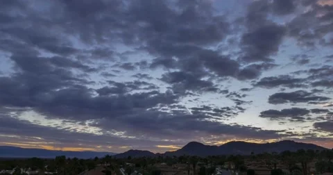 Sunrise with mountians and timelaps clouds  스톡 동영상 68138032