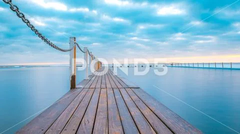 Sunrise at Narrabeen Pools, Northern Beaches of Sydney. Stock Photos