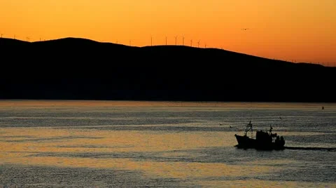 Sunrise on the ocean Vídeos de archivo 10816140