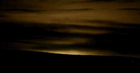 Sunrise ominous timelapse thru clouds foreboding foreshadow 스톡 동영상 73367342
