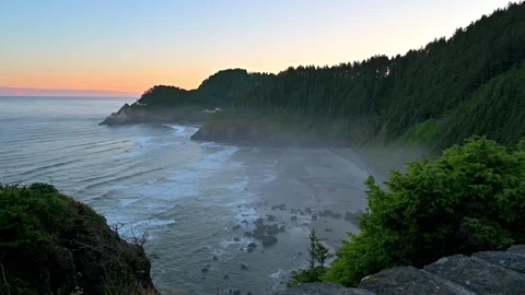 Sunrise From Oregon Coast Viewpoint Looking Toward Heceta Head Lighthouse Видео 277672662