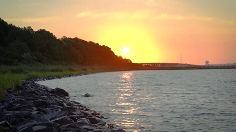 Sunrise Over the Bay 動画素材 222664546