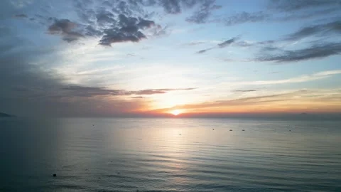 Sunrise over the beach slow motion drone flight 3 Video stock 251982111