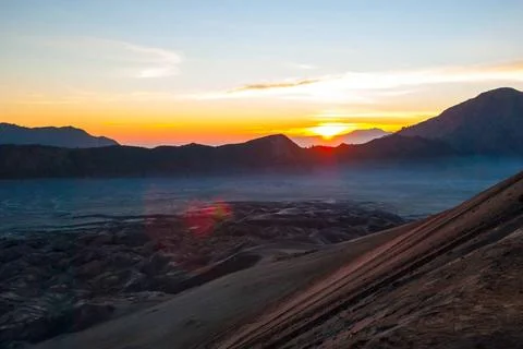 Sunrise over Bromo mountain, Java, Indonesia Colorful sunrise over Bromo v... Stock-Fotos