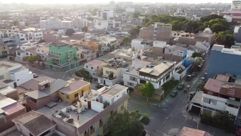 Sunrise over city rooftops Stock Footage 337802592