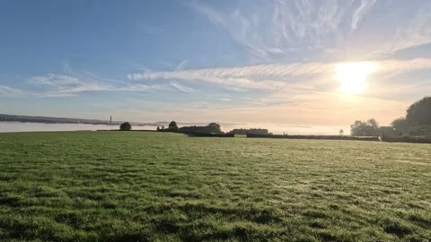 Sunrise over cloud inversion Stock Footage 284773106