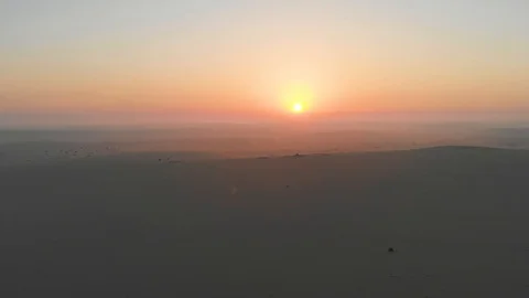 Sunrise Over the Desert Dune Video stock 130070855