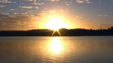 Sunrise over the lake Video stock 486466