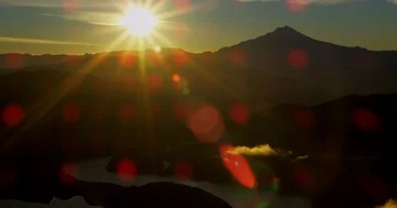 Sunrise over Mt. Jefferson with clouds forming and dissipating, Oregon. Stock Footage 86148939