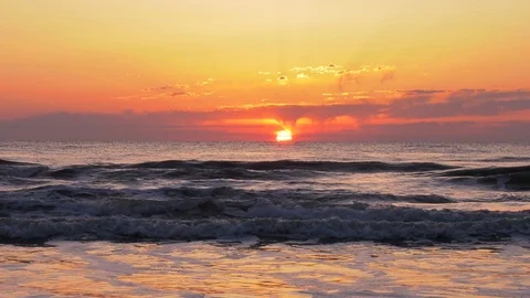 Sunrise over the ocean Stock Footage 89486768