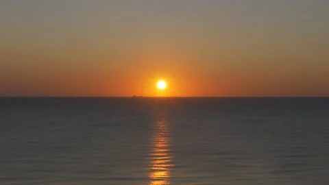 Sunrise over the Ocean Video stock 130908556