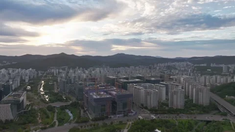 Sunrise over Pangyo Techno Valley and IT Business District in Gyeonggi Stock Footage 346474627