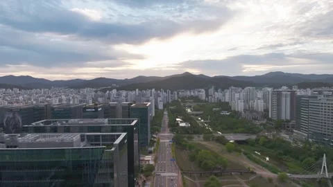 Sunrise over Pangyo Techno Valley and IT Business District in Gyeonggi Stock Footage 346477026
