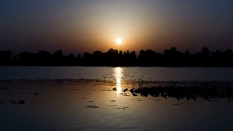 Sunrise over river Stock Footage 97791809