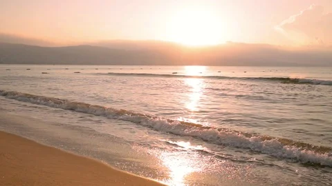Sunrise over sea Stock Footage 114993011