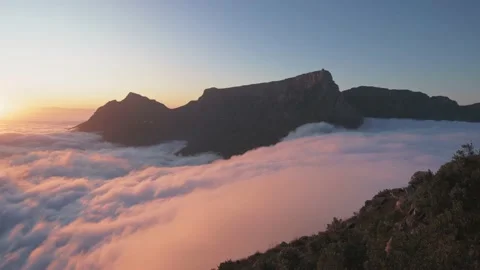 Sunrise over Table Mountain Video stock 221173998
