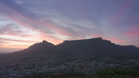 Sunrise over Table Moutain Video stock 220786024