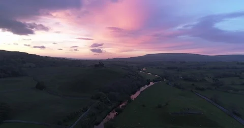 Sunrise over a valley Stock Footage 87055703