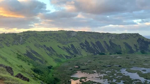 Sunrise over the volcanic crater of Rano Kau on Easter Island, Chile Stock Footage 344320664