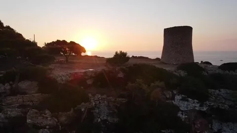 Sunrise Over Watchtower and Cliffs, Cala Pi, Mallorca Video stock 304680296