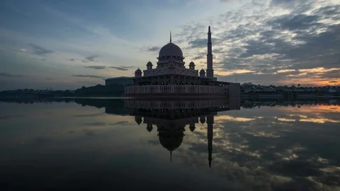 Sunrise at Putrajaya Stock Footage 85076609