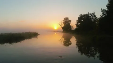 Sunrise on the river 스톡 동영상 219684126