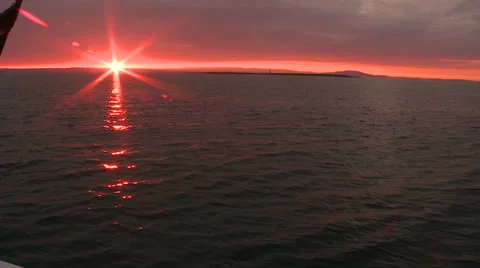 Sunrise at sea Stock-Footage 23420387