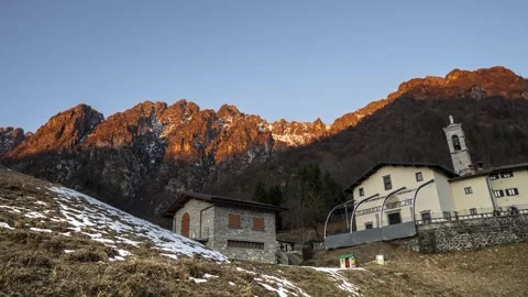 Sunrise Slider Motion Timelapse of Sanctuary of Madonna del Frassino in Gorno Vídeos de archivo 345045824