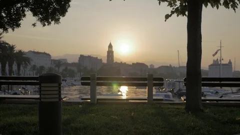 Sunrise in Split, overlooking the marina. Stockbeeldmateriaal 73354552