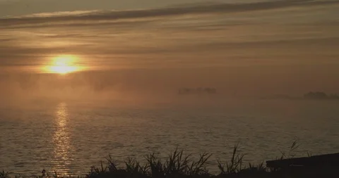 SUNRISE SUNSET Stockbeeldmateriaal 118533271