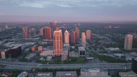 Sunrise Sunset over Downtown and uptown Houston from Drone 库存影片 246700361