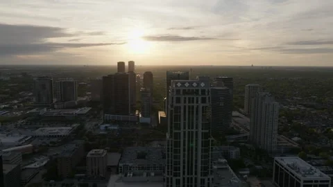 Sunrise Sunset over Downtown and uptown Houston from Drone Stockbeeldmateriaal 246700392