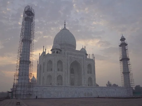 Sunrise at The Taj Mahal, Agra India Stock-Footage 80246306