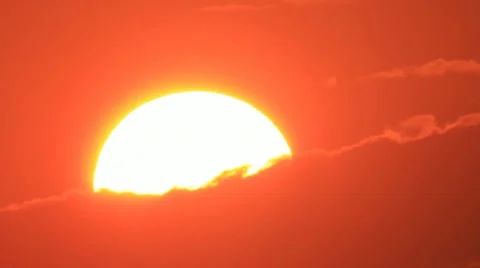 Sunrise through clouds Stockbeeldmateriaal 11241756